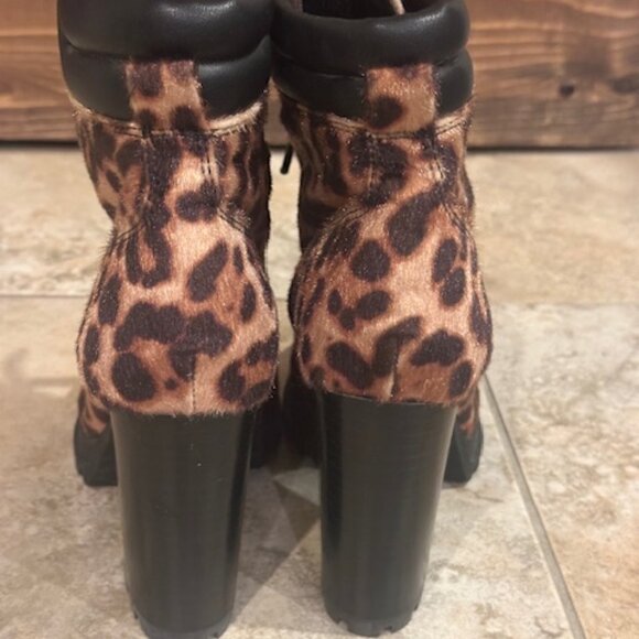 Aldo Bodelva Lace-Up Leopard Hi Ankle Boots High Chunk Heal Sz 7 - NWT - Picture 5 of 8